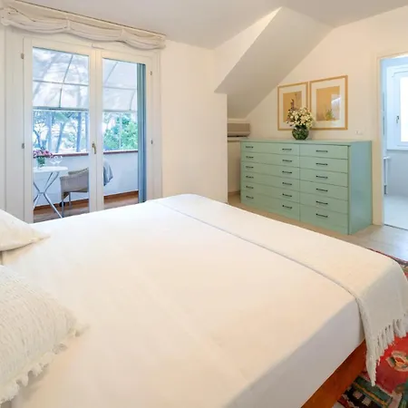 Scultura Seaview Villa Lignano Sabbiadoro